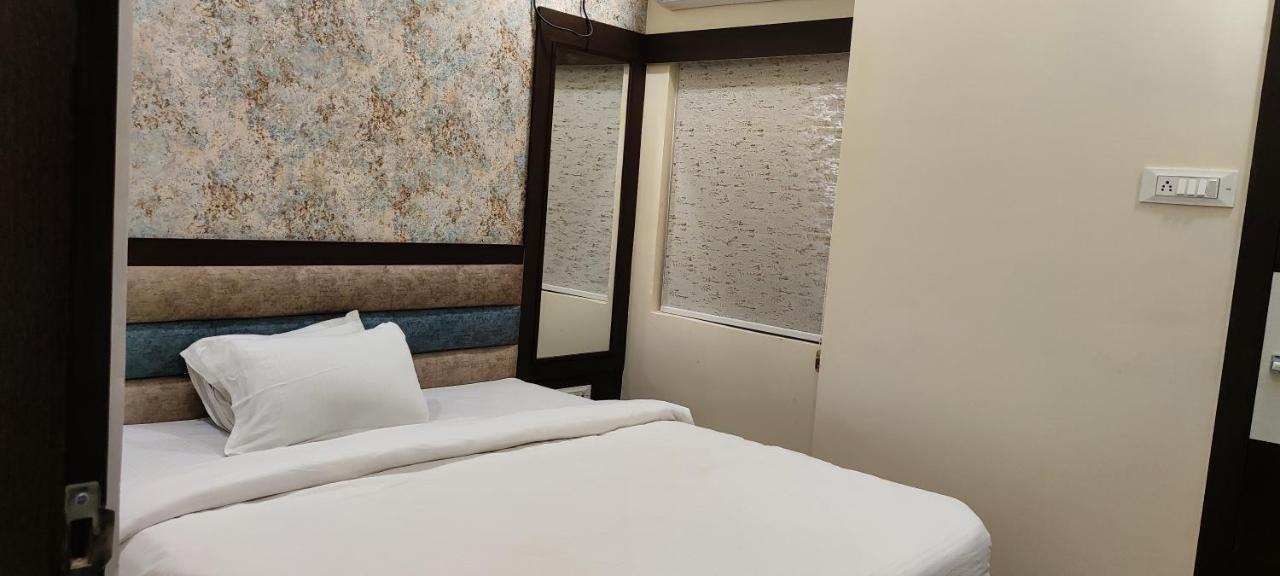 Ks Paying Guest house *